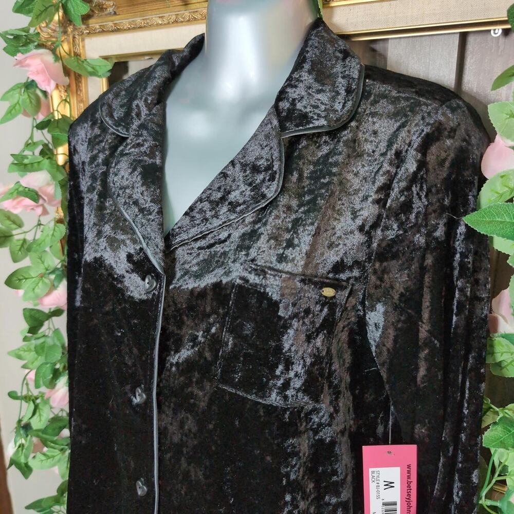 Betsey johnson black crushed velvet